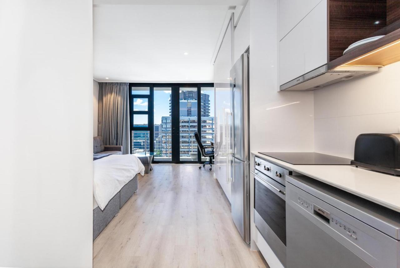 Luxurious 16 On Bree Studio Apartment - Harbour Views Kapsztad Zewnętrze zdjęcie